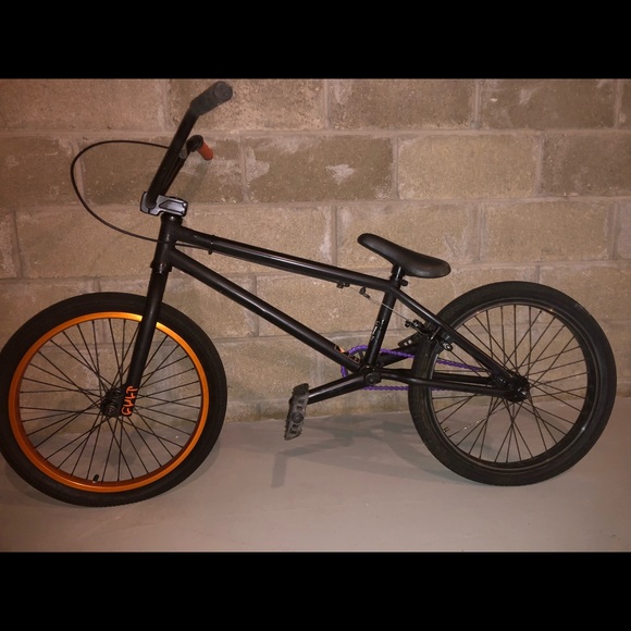 United Kl40 bmx bike also a Cult bmx bike. - Picture 2 of 4